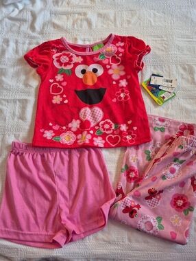 Sesame Street Elmo girls size 4T pajama set 1 top, 2 bottoms 1 short 1 pants New